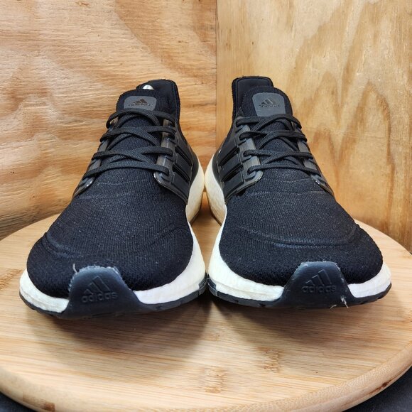 Adidas Ultraboost 21 - Picture 2 of 10